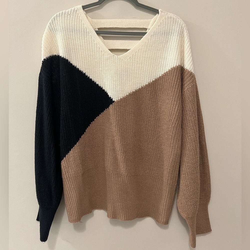Inner Circle ✨ Neutral Color Block Sweater Sz XL